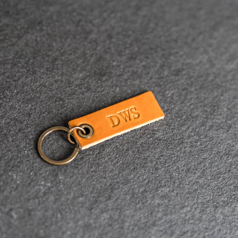 Ox & Pine - Vente Porte-clés – unisexe - Porte-clés en cuir rectangulaire allongé | Porte-clés en cuir premium personnalisé | Porte-clés personnalisé | Cadeau en cuir fait main aux États-Unis7