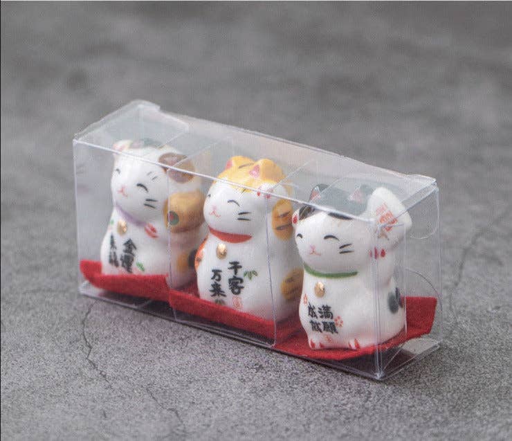 Gohobi （We cover U.S. import duties） - Wholesale Decorative Figurine - Gohobi A set of 3 Ceramic Lucky Cat Ornaments6