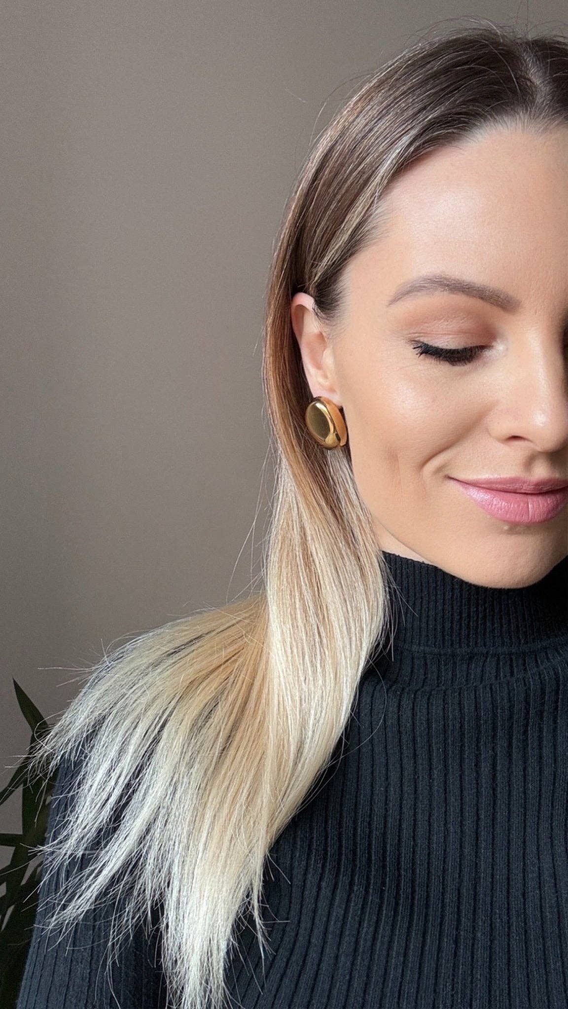 DUESTELLE ITALIA - Wholesale Hoop Earrings - Pure Gold - Oval Statement Earrings in Steel4