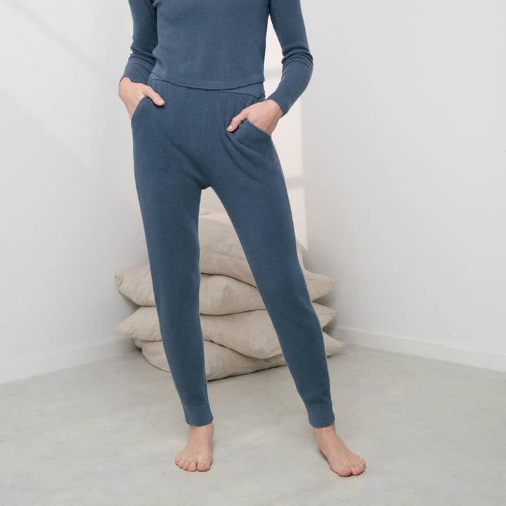 Silkthermal Jogger for wholesale by LUNYA