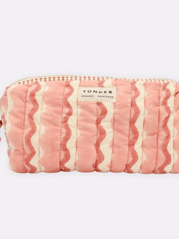 Quiltet Vasketaske | Wiggle | Floss for engroshandel hos YONDER.