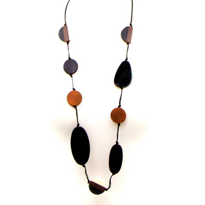 Tempest Designs – wholesale Pärlband/Pärlhalsband – Oval träpärlor och lång halsband med resinmix