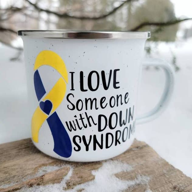 Downs Syndrome Mug, Jeg elsker nogen med Downs Syndrome Mug, Trisomi 21 Coffee Mug, Downs Syndrom Forældre, Downs Syndrom Gave for engroshandel hos Superior Sweet Water