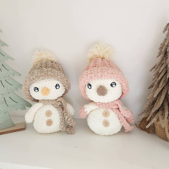 Lumi, the crocheted snowman for wholesale by Naturalmarjory