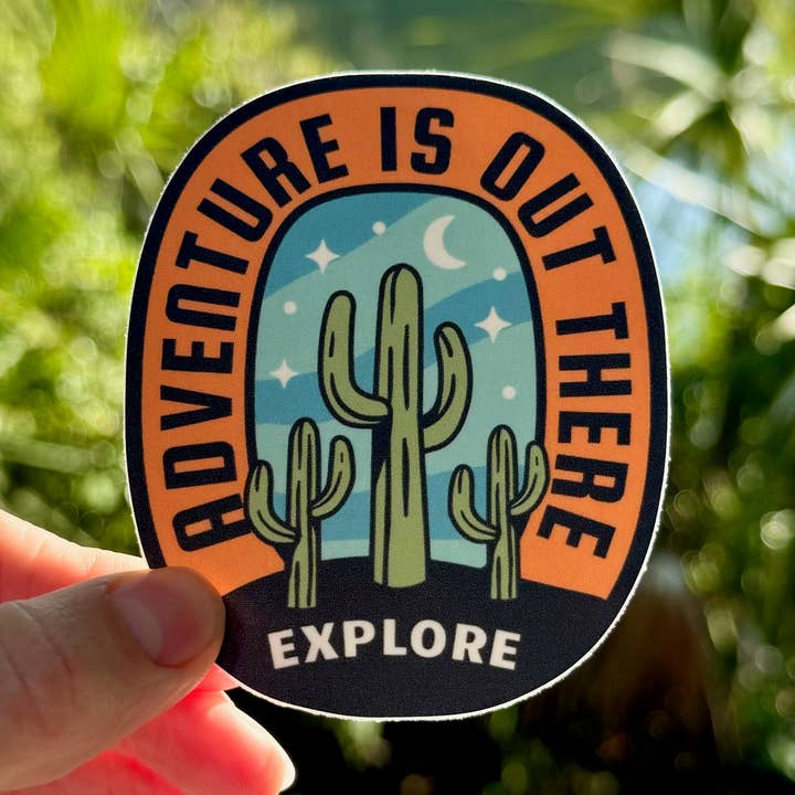 Adventure Is Out There Explore | Autocollant en vinyle imperméable de 2,5 po pour la vente par Wild Rooster Trading Co.