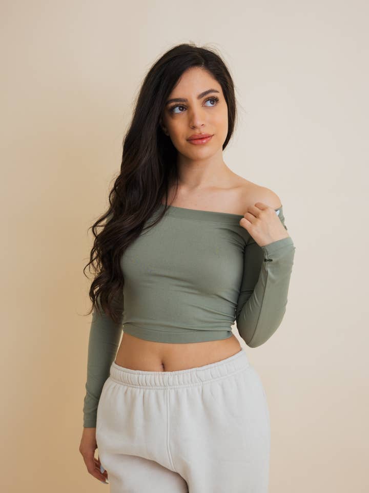 Leto Accessories - Wholesale Knit Top - Women's - Long Sleeve Crop Top in Sage,Ivory,Wine,Mocha and Black11