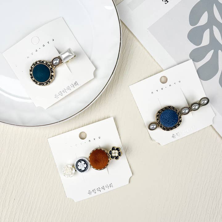 Palace Style Duckbill Clip Retro Pearl Hair Clip for wholesale by SoapElenGlen