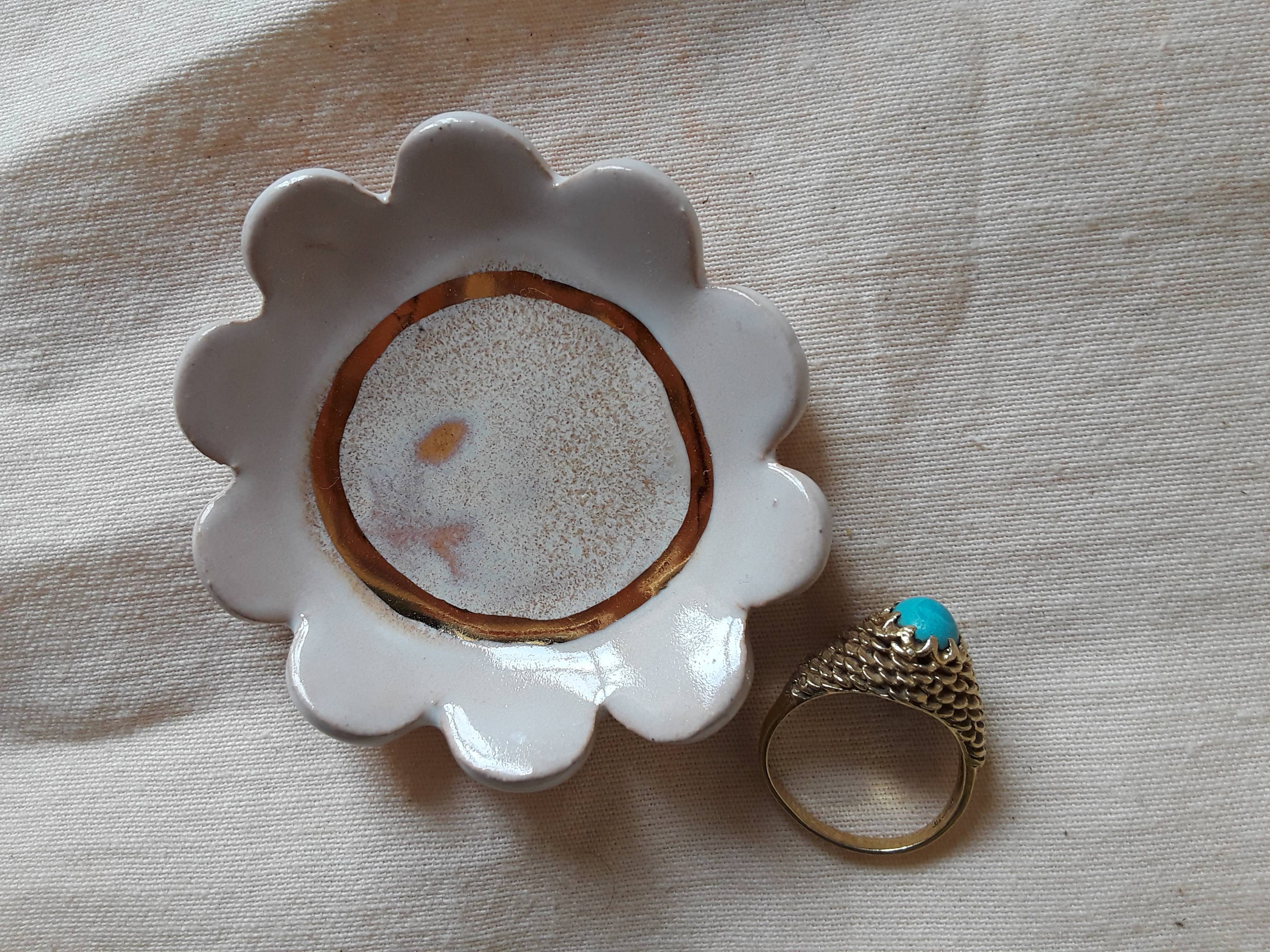 CURIOUS CLAY - Vendita all'ingrosso Portagioie - Piatto anello piccolo fiore2