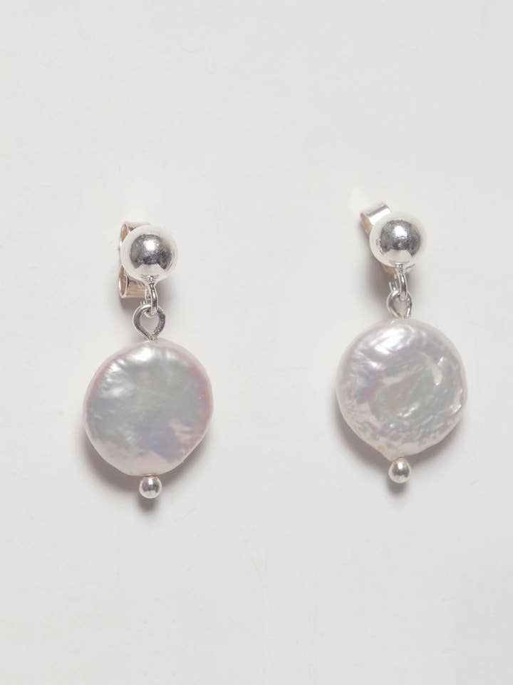 Pearls & silver Earrings for wholesale by Numa Estilo