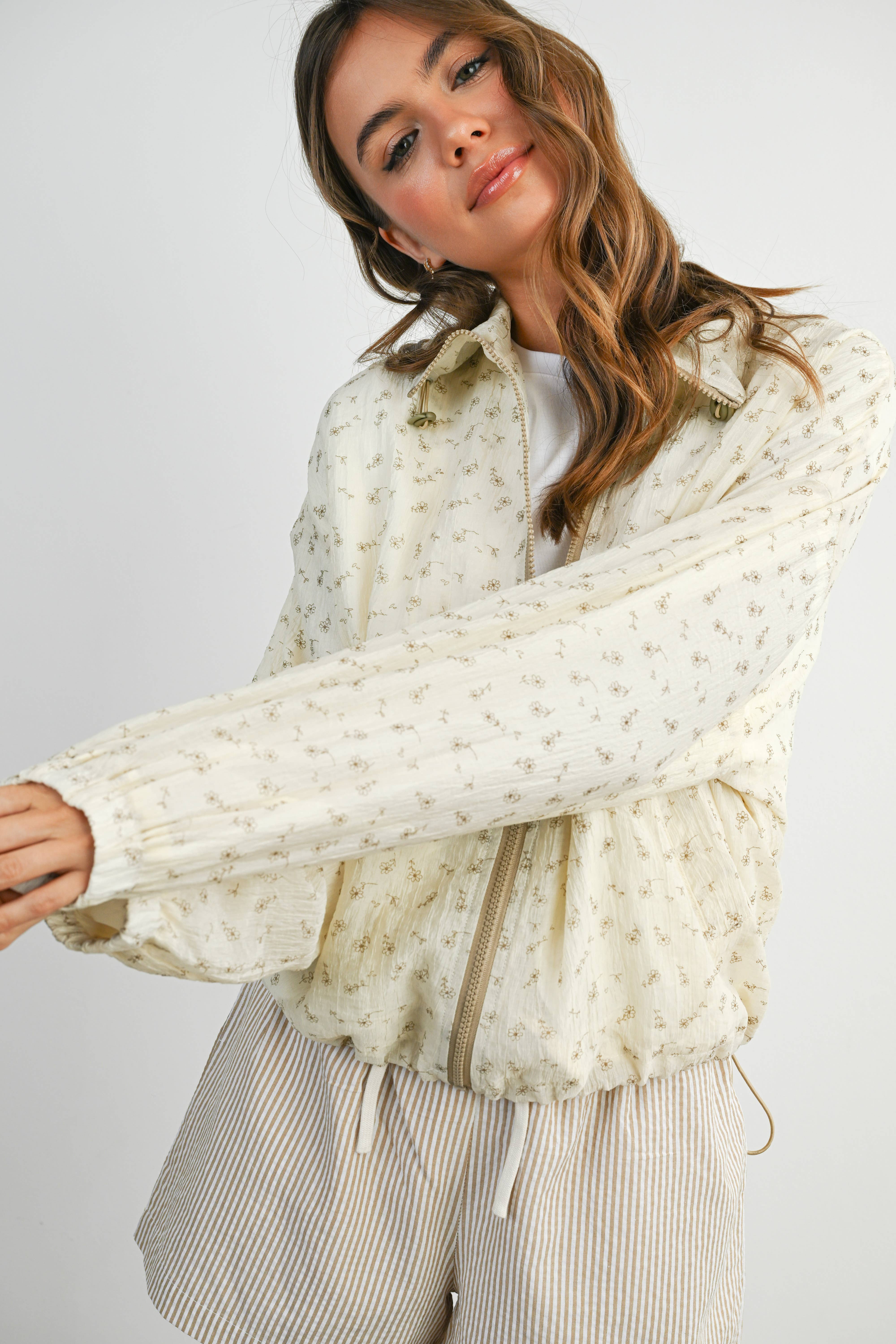 BUTTERMELON - Wholesale Jacket - Women's - Floral Zip-Up Collared Jacket - BMJ788234