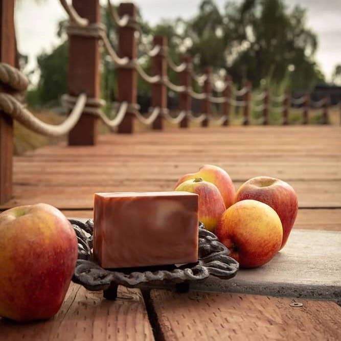 Helix Soap Co - Wholesale Bar Soap - Apple Sage Goat Milk Soap2