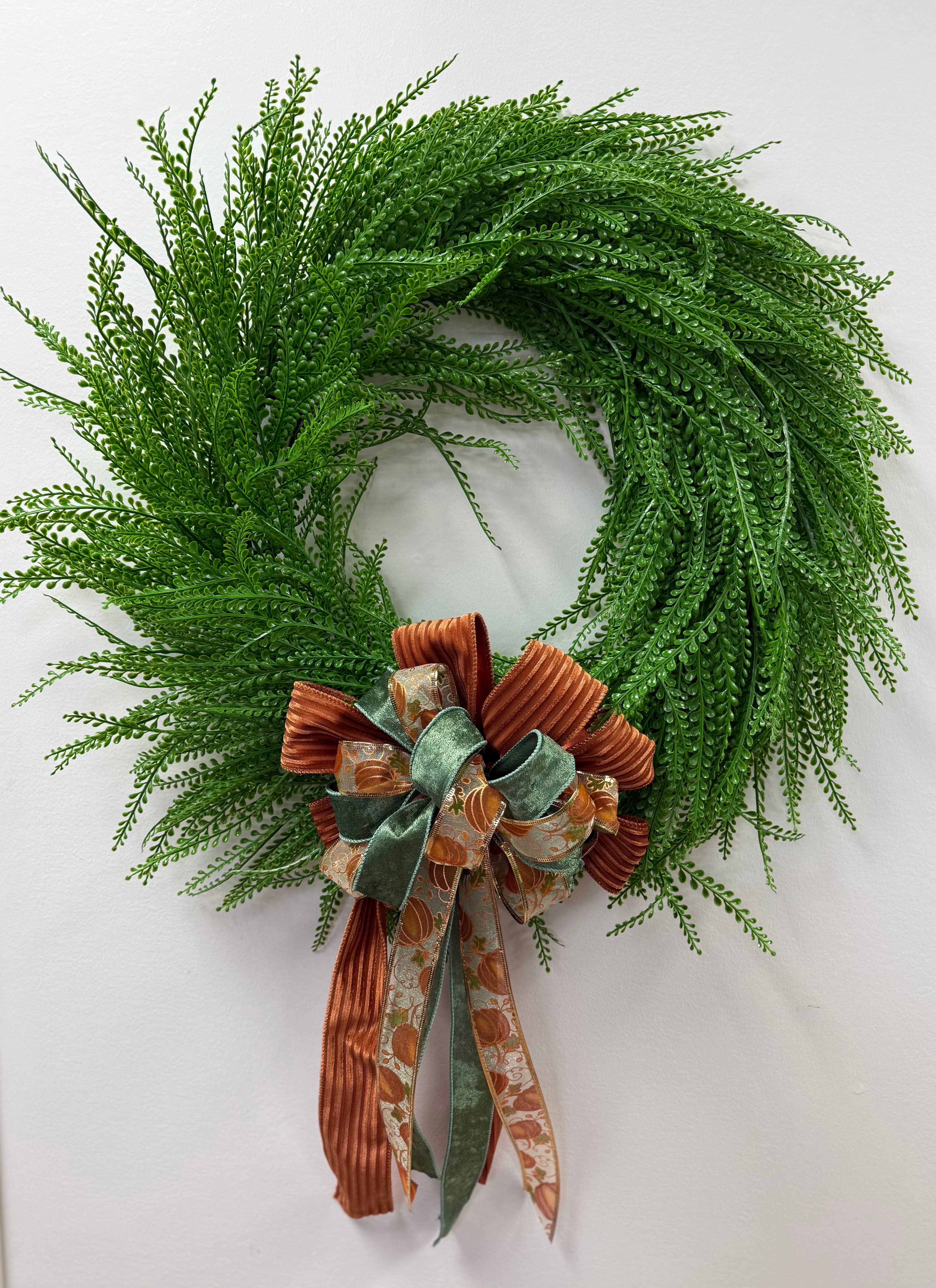 Shop 38652 - Wholesale Wreath - 24" Beadgrass Wreath1