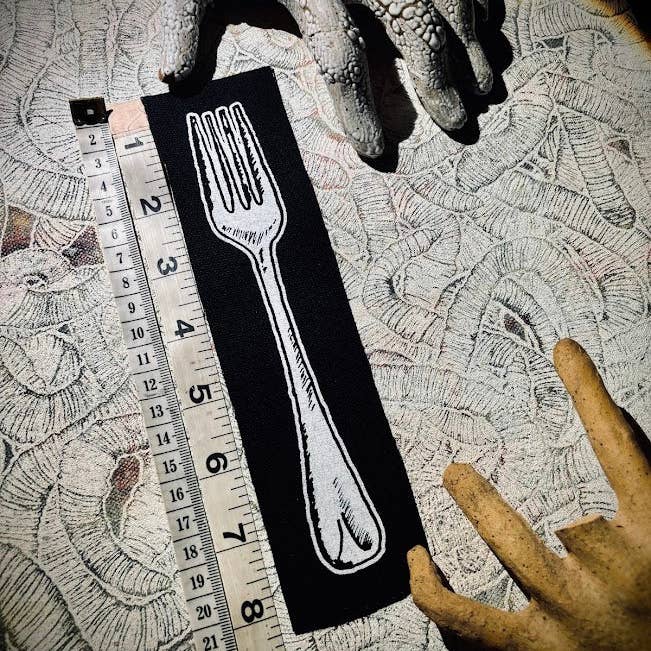 Three Raccoons - Vendita all'ingrosso Toppe - Forchetta a grandezza naturale! Toppa o tasca.4