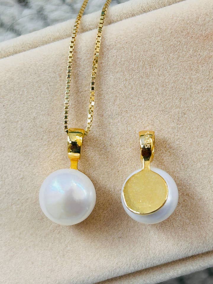 GOLD 10mm Cabochon Freshwater Pearl Pendant Necklace for wholesale by Cotswold Pearl