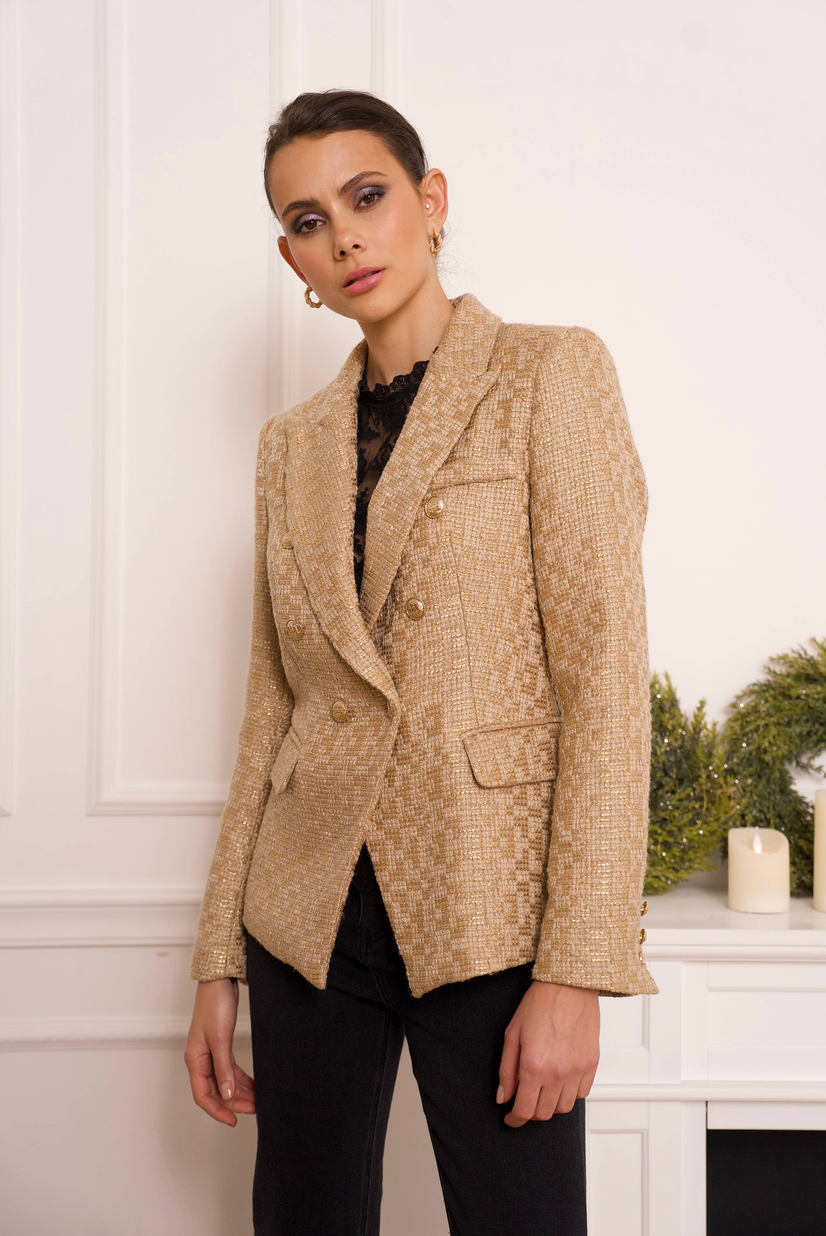Attentif Paris – Großhandel Blazer – Damen – Schmal geschnittenes Tweed-Blazer-Jackett mit goldenen Streifen20