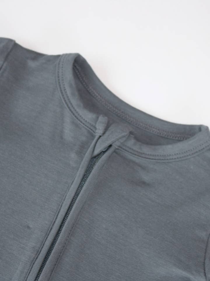 Stormy Jammie für den Großhandel von Pax & Lucy