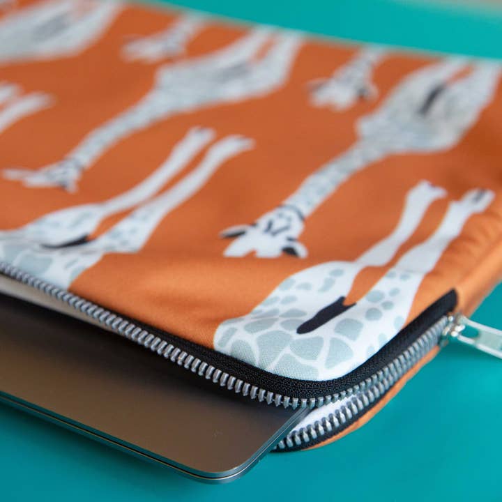 Hello Fred - Wholesale Laptop/Tablet Case - Women's - Case for PC or tablet1