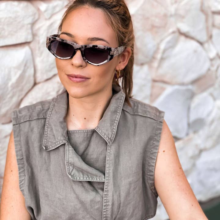 Paradise Designs - Wholesale Sunglasses – Women's - Maui - Peach Tortoise Shell2