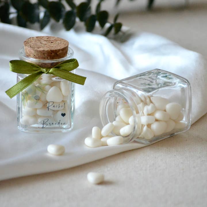 Uniq Favors - Wholesale Party gift - Heart-Shaped Candy Glass Bottle Favors, Wedding Candy Favors4