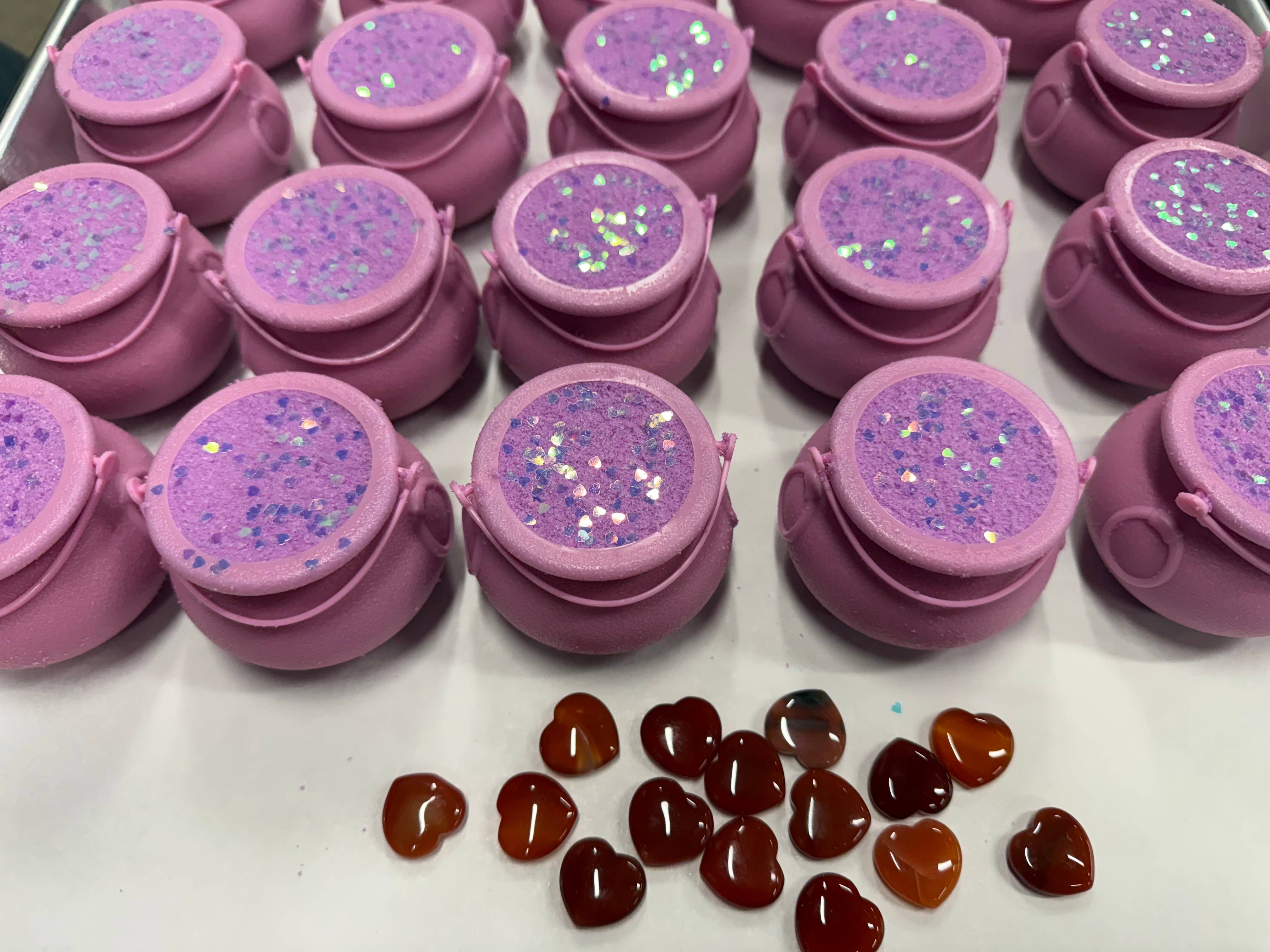 Wicked Bubbles LLC - Wholesale Bath Bomb/Fizz - Red agate heart inside Bath bomb-4.7 oz-LOVE SPELL cauldron 4