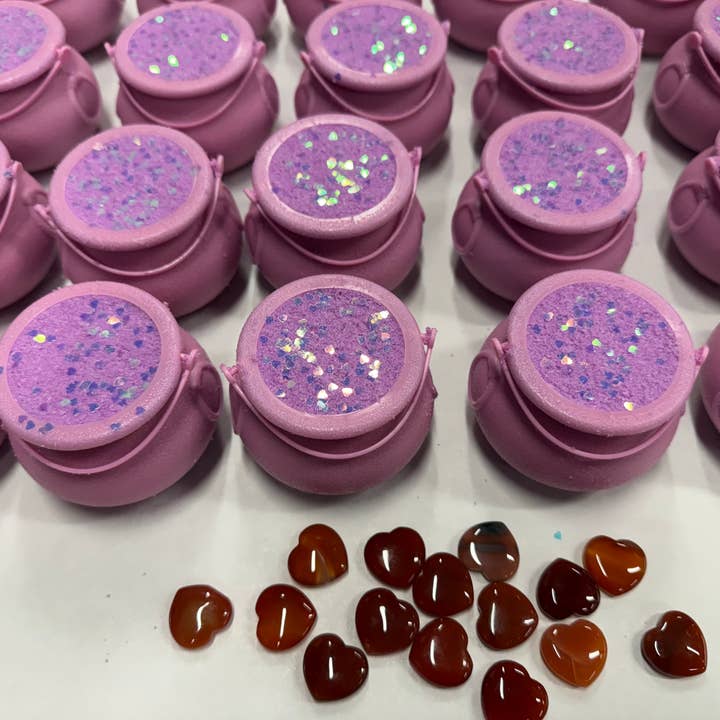 Wicked Bubbles LLC - Wholesale Bath Bomb/Fizz - Red agate heart inside Bath bomb-4.7 oz-LOVE SPELL cauldron 4