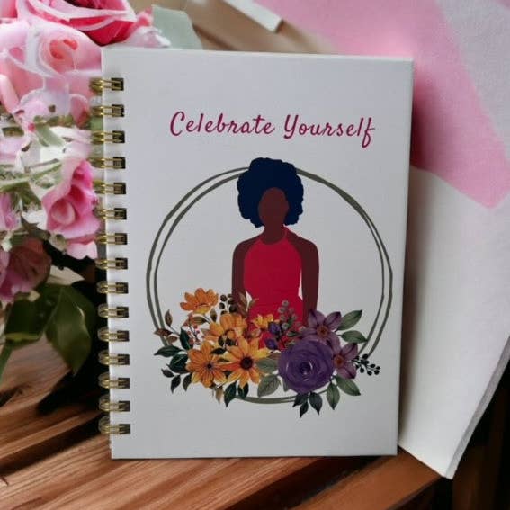 Journal Celebrate Yourself - Adventurous Coral pour la vente par Will & Purpy
