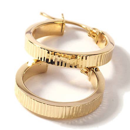 14 Karat Gold kleine Linie geschriftete Creolen für den Großhandel von Cocky Jewellery