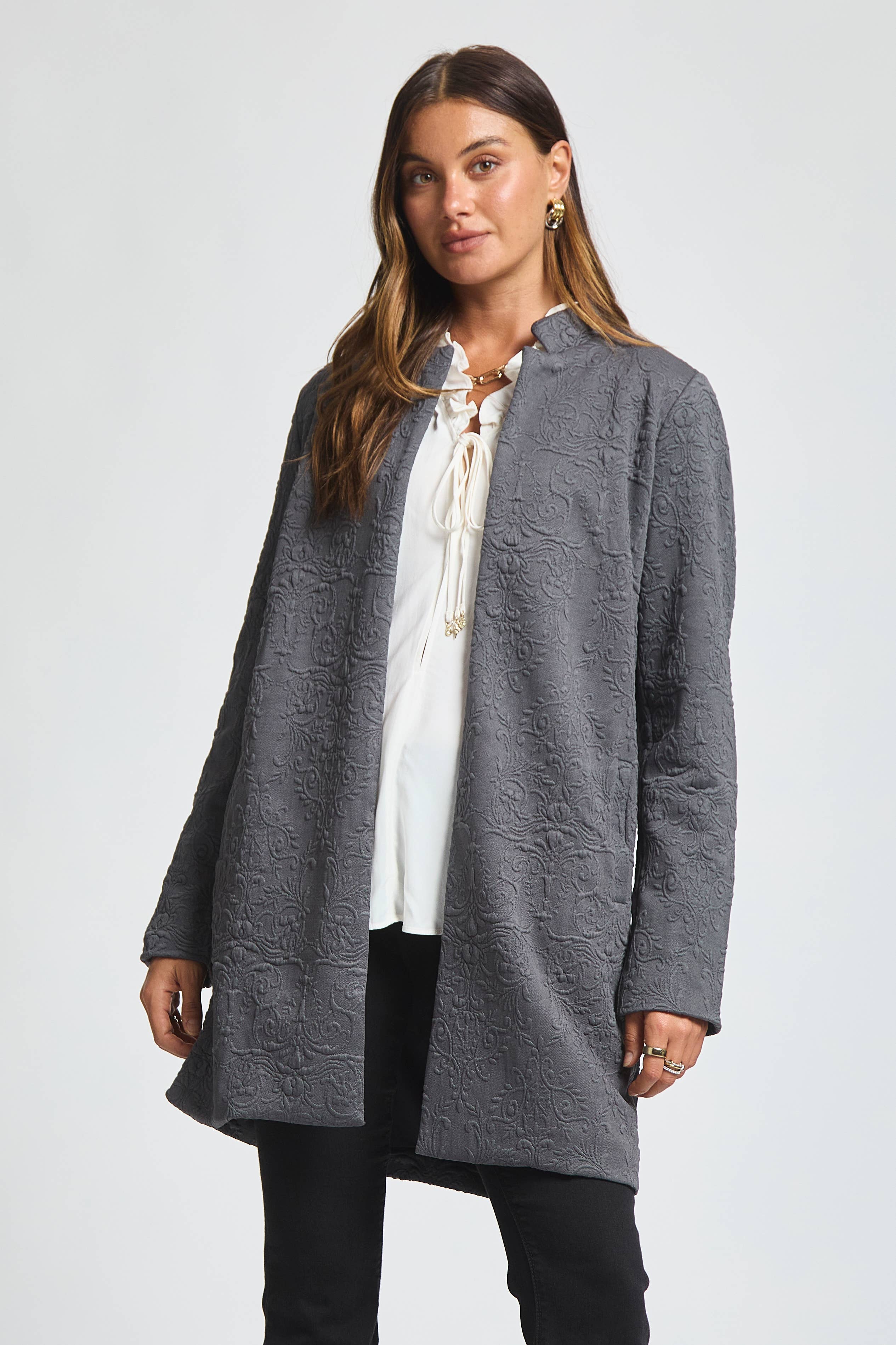 Dear Scarlett - Vente Manteau – femme - Manteau Midi Jacquard Élégant8