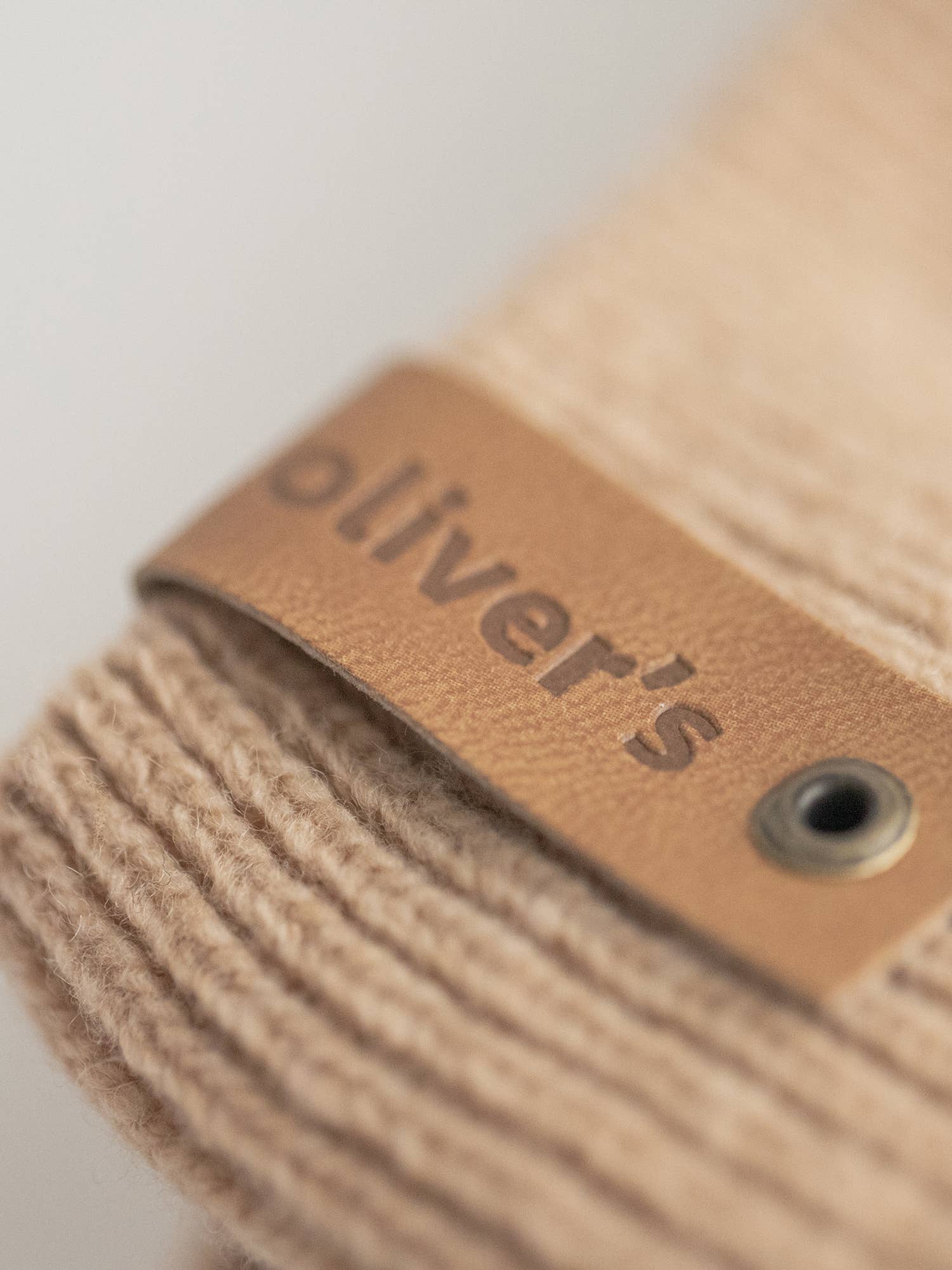 Oliver's Life & Style - Wholesale Pet Sweater - Dog - Dog sweater, plain knit, beige3