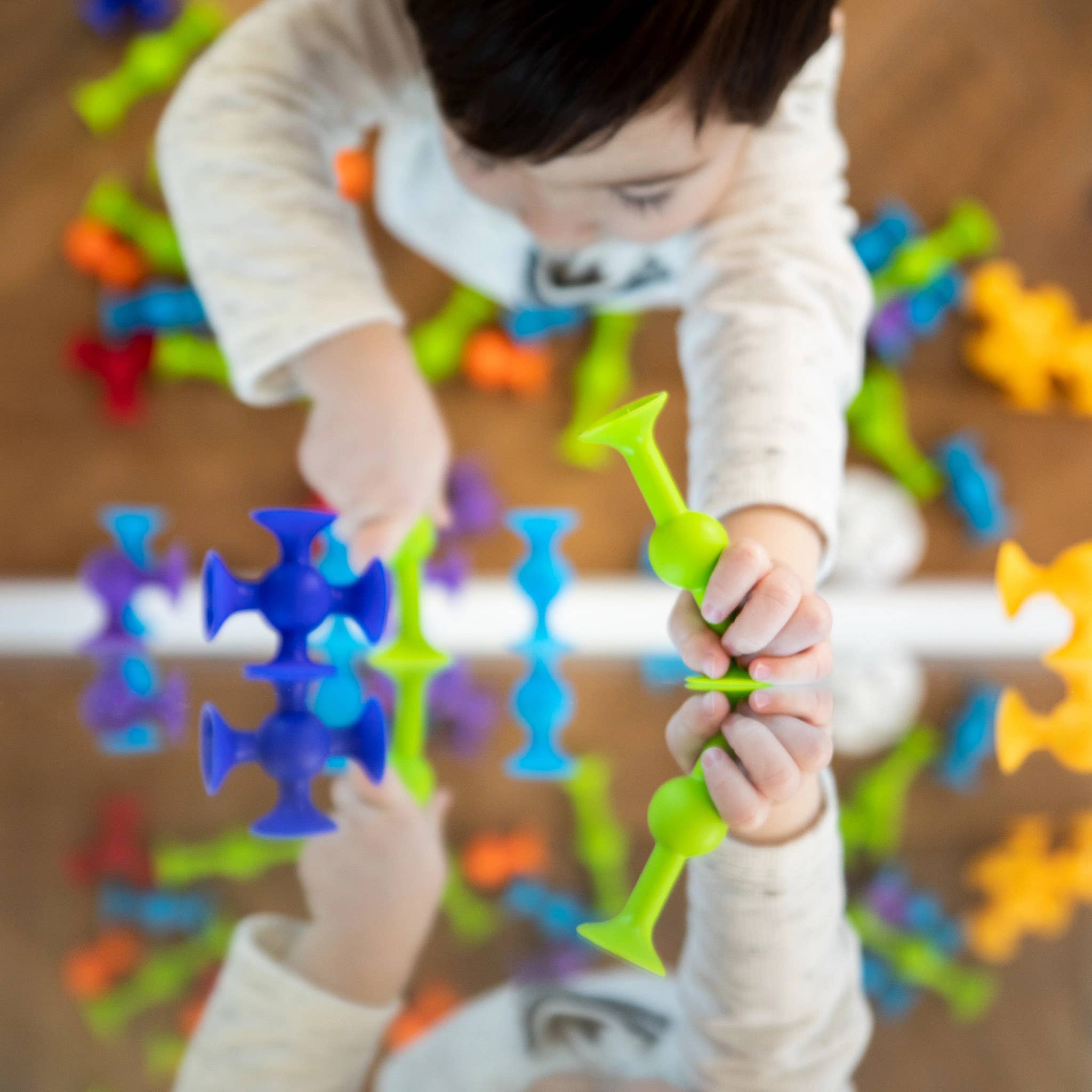 Fat Brain Toy Co. - Vente Lot de jouets – enfant - Squigz - Starter Set7