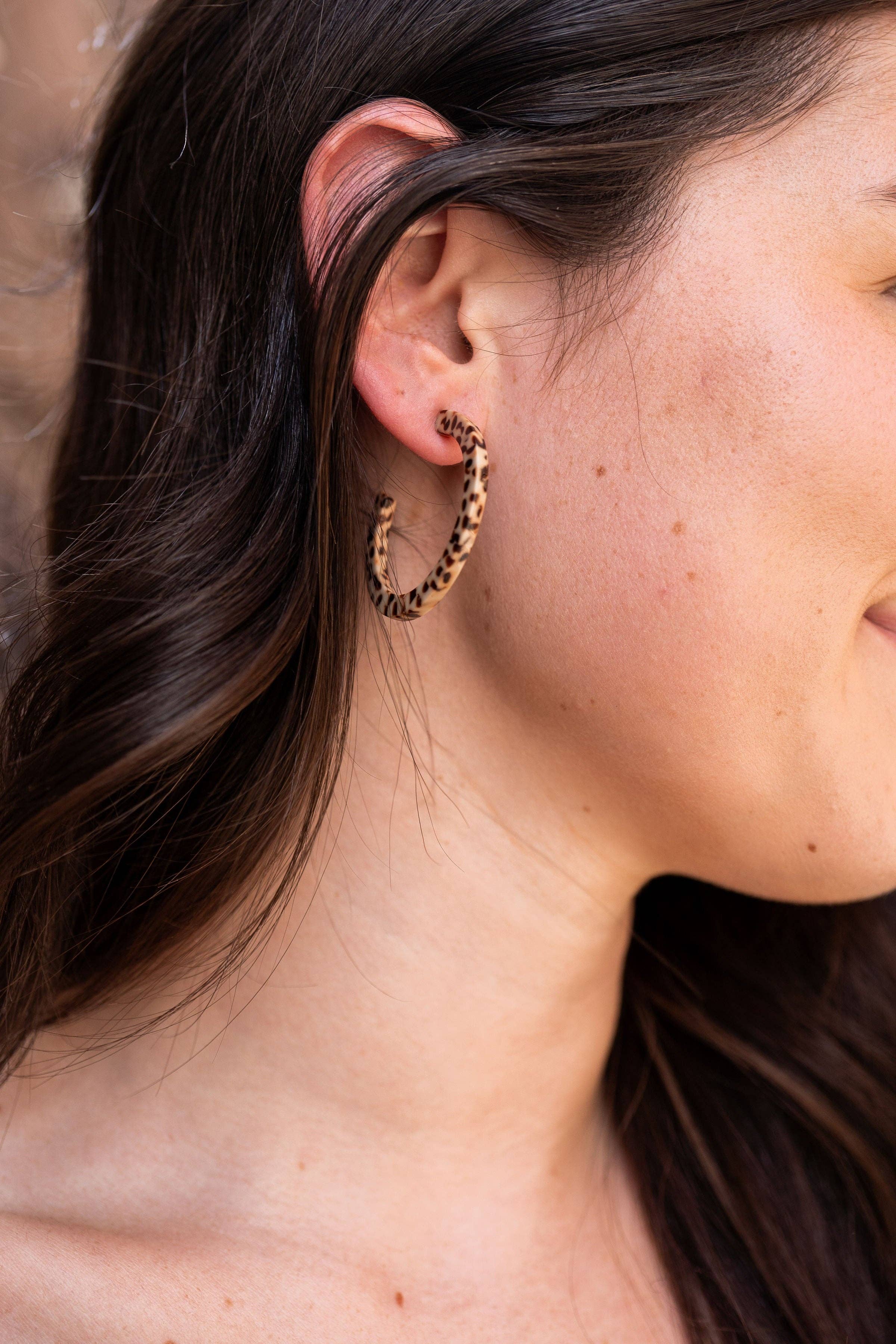 Spiffy & Splendid - Wholesale Oorringen - Camy Hoops - Bruine Stip // Sieraden, Oorbellen, Herfst2