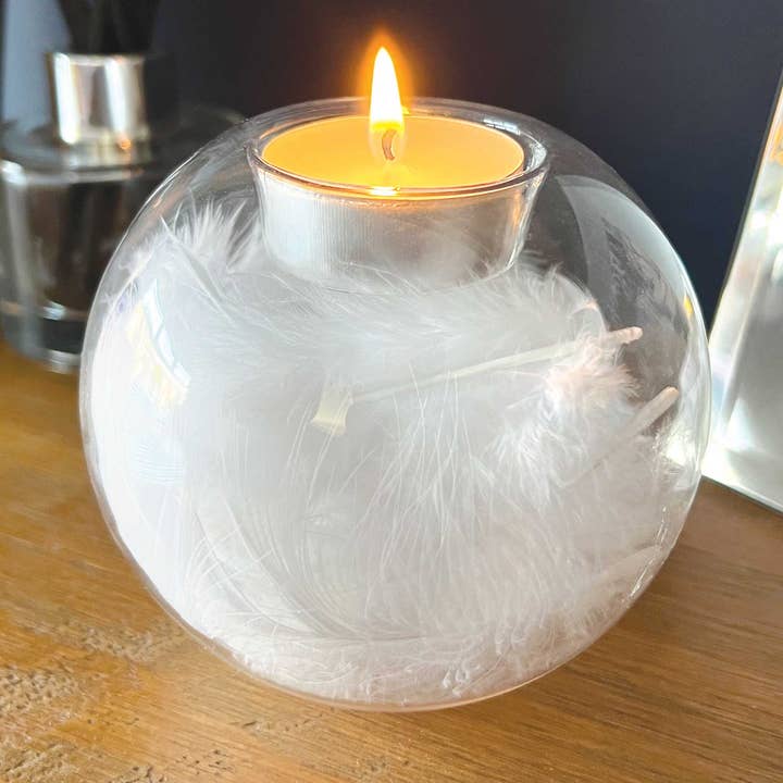 Portavelas de té de vidrio relleno de plumas para venta al por mayor de The Lovely Gift Group