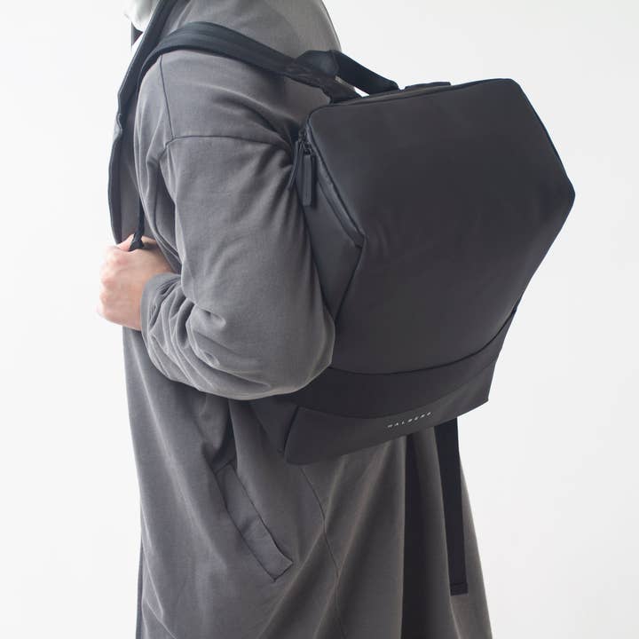 HALBERG - Wholesale Backpack - Unisex - Seattle PU matte black backpack4