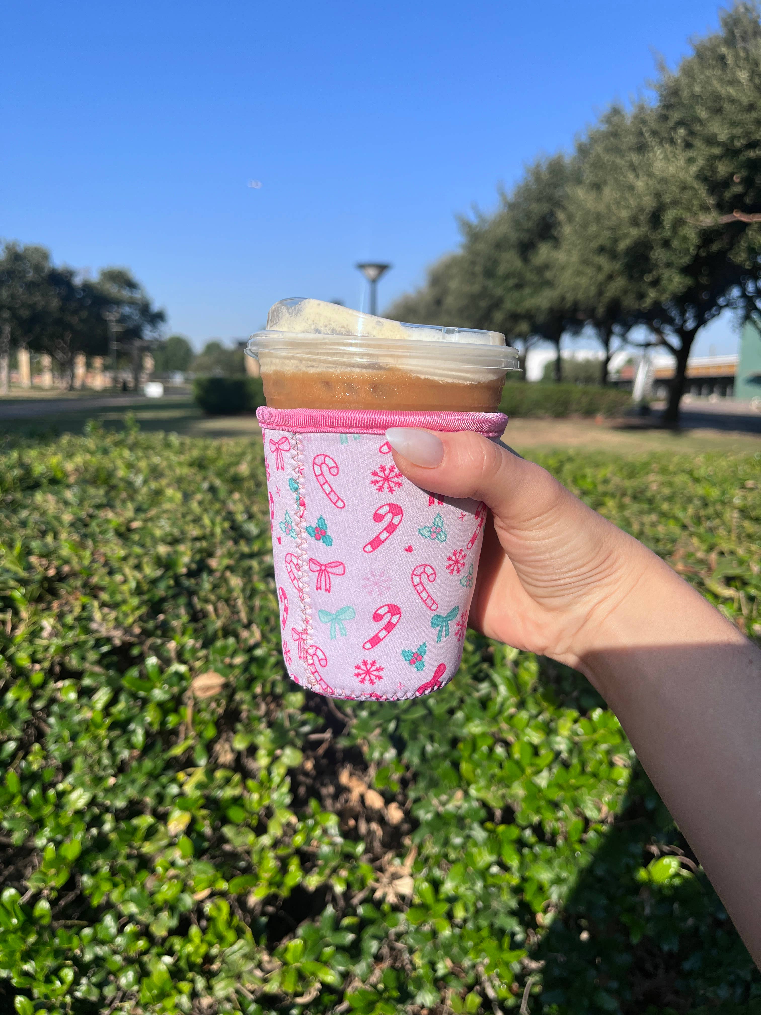 Illie Millie Designs - Wholesale Drink Huggers & Koozies - Pink Christmas Iced Coffee Sleeve- 16oz Drink Koozie 1