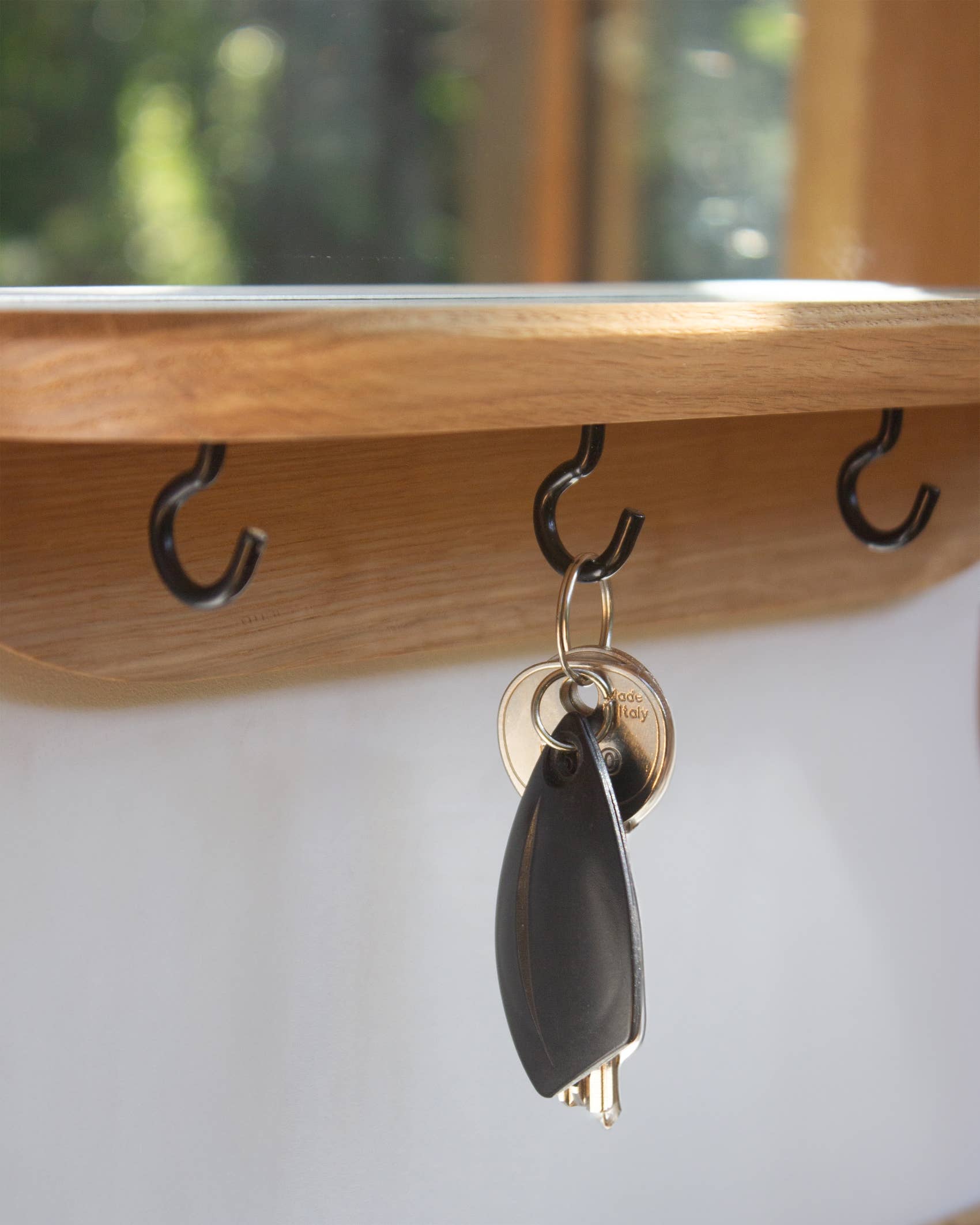 Reine Mère - Wholesale Wall Mirror - Mini-moonlight wooden mirror with black hooks Made in France2