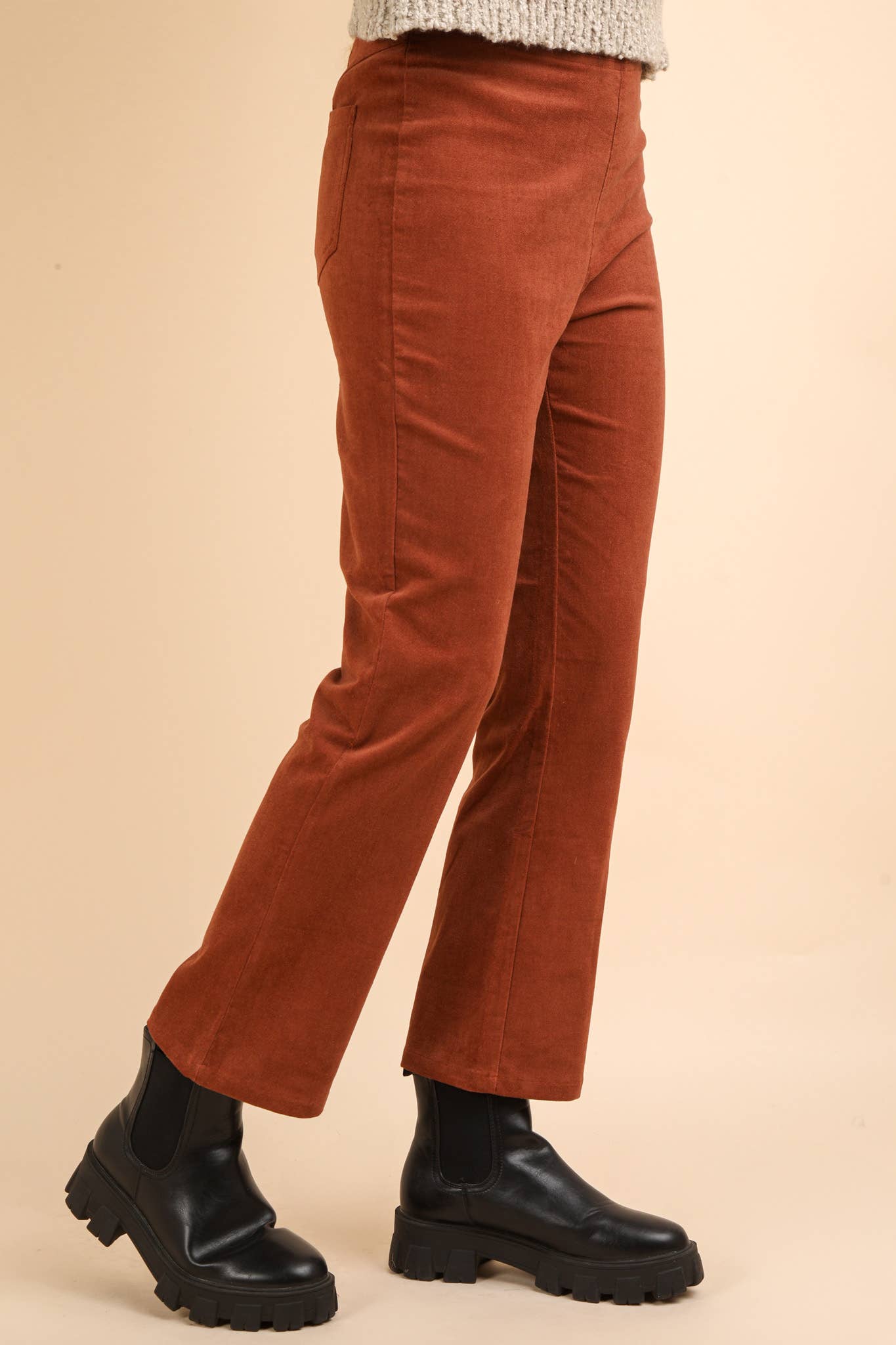 VERY J - Vente Pantalon – femme - NP70562-Pantalon en velours à coupe botte avec poches arrière11
