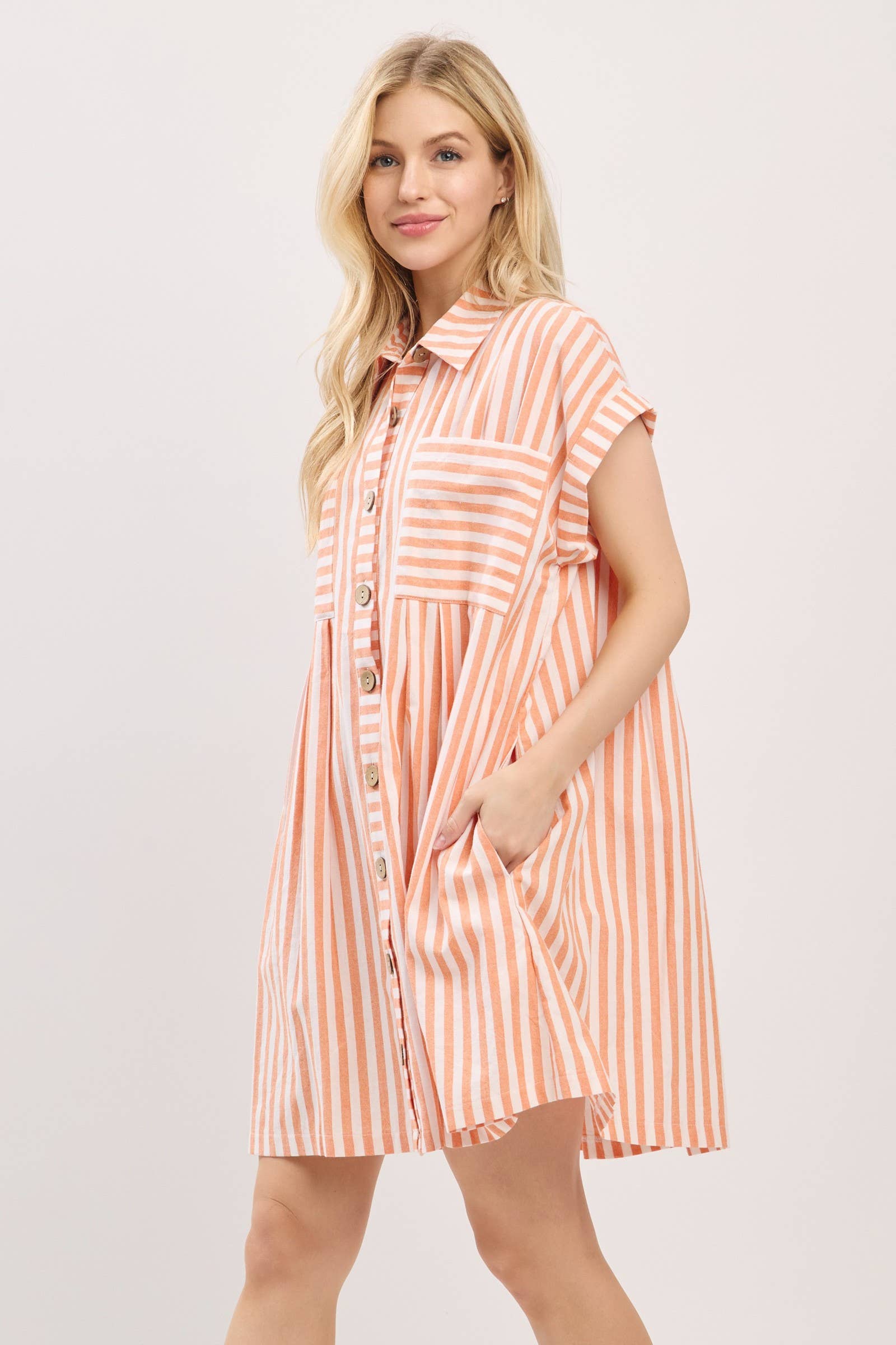 Sewn and Seen - Vente Robe – femme - ROBE TUNIQUE À RAYURES EN COTON AVEC BOUTONS20