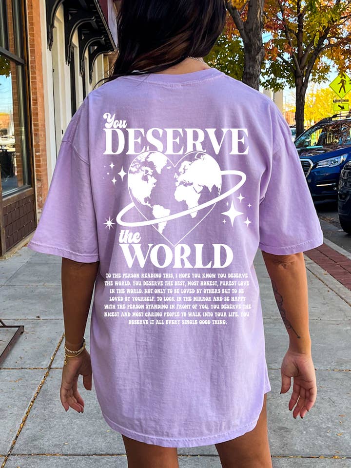 DU FÖRTJÄNAR VÄRLDEN för wholesale av Spirit+Tribe