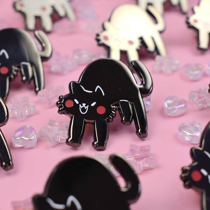 The Moonborn - Wholesale Lapel Pin/Button - Spooked Cat! Enamel Pin3