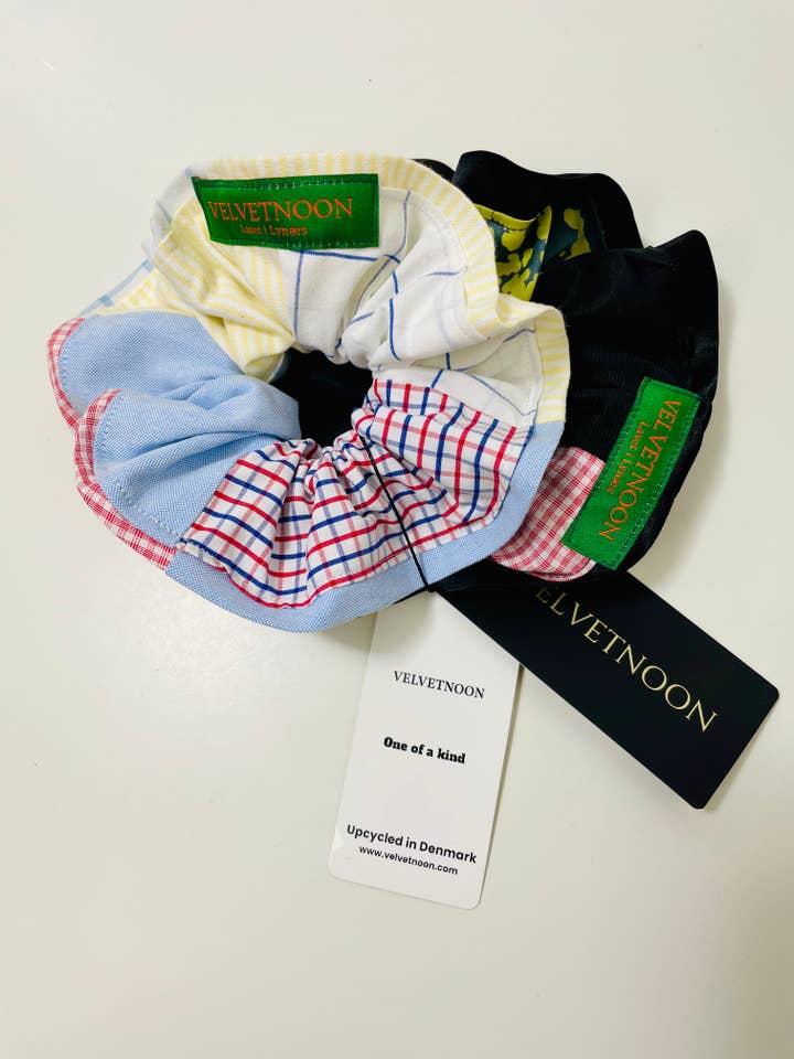 Jumbo Scrunchies 2 pieces No. 6 for wholesale by Velvetnoon