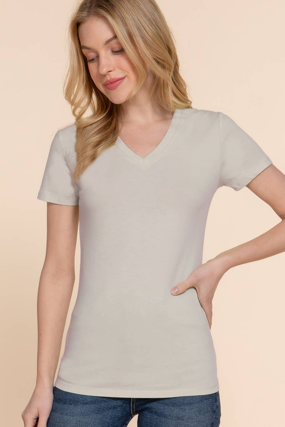 Active Basic | Active USA - Wholesale T-Shirt - Women's - Short Sleeve Cotton Jersey V-neck Top 25