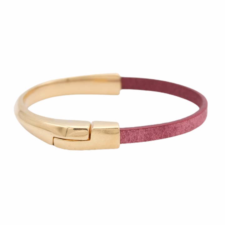 Araracuara - Wholesale Bangle Bracelet - AMACAYACÚ leather bracelet (gold) with magnetic clasp15