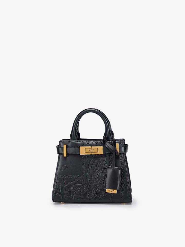 200MM Black Paisley pour la vente par NDG