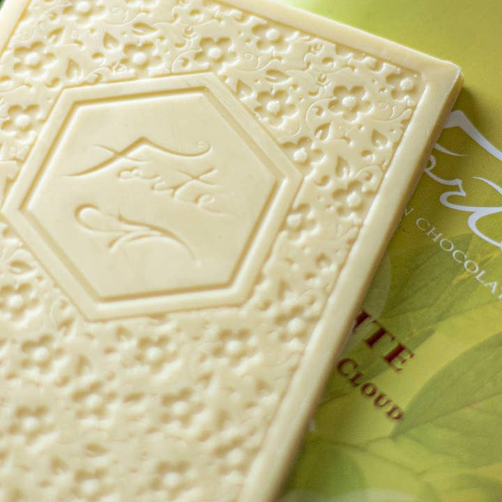 Forte Chocolate - Wholesale Chocolate Bar - White Chocolate Cloud - Chocolate Bar1