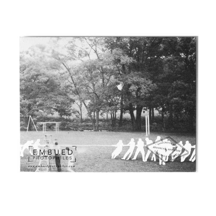 Embued Photophiles - Vendita all'ingrosso Biglietti di auguri generici - Carta del tiro alla fune che stiamo tirando per te1