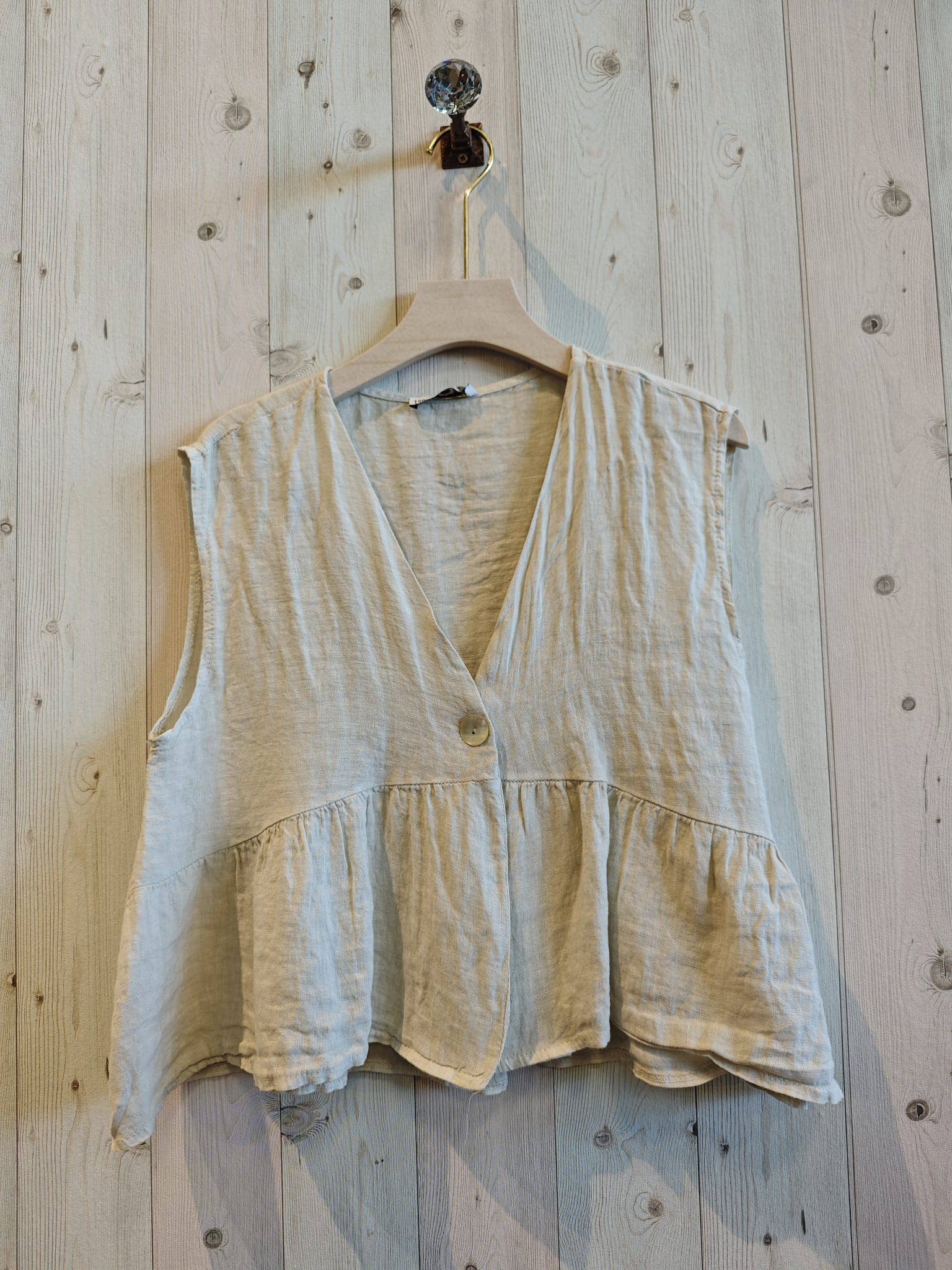 Linen & More - Wholesale Blouse - Women's - REF 12182 SLEEVELESS BLOUSE 100% LINEN2