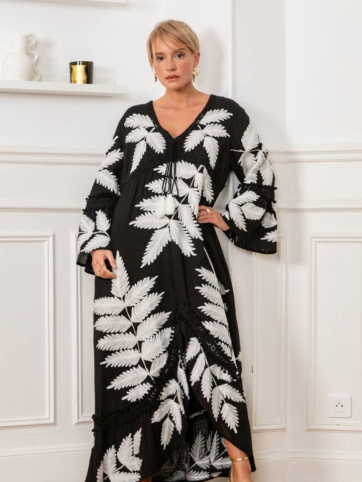 Robe longue broderie motif palmier,Coupe ample et fente pour la vente par last queen