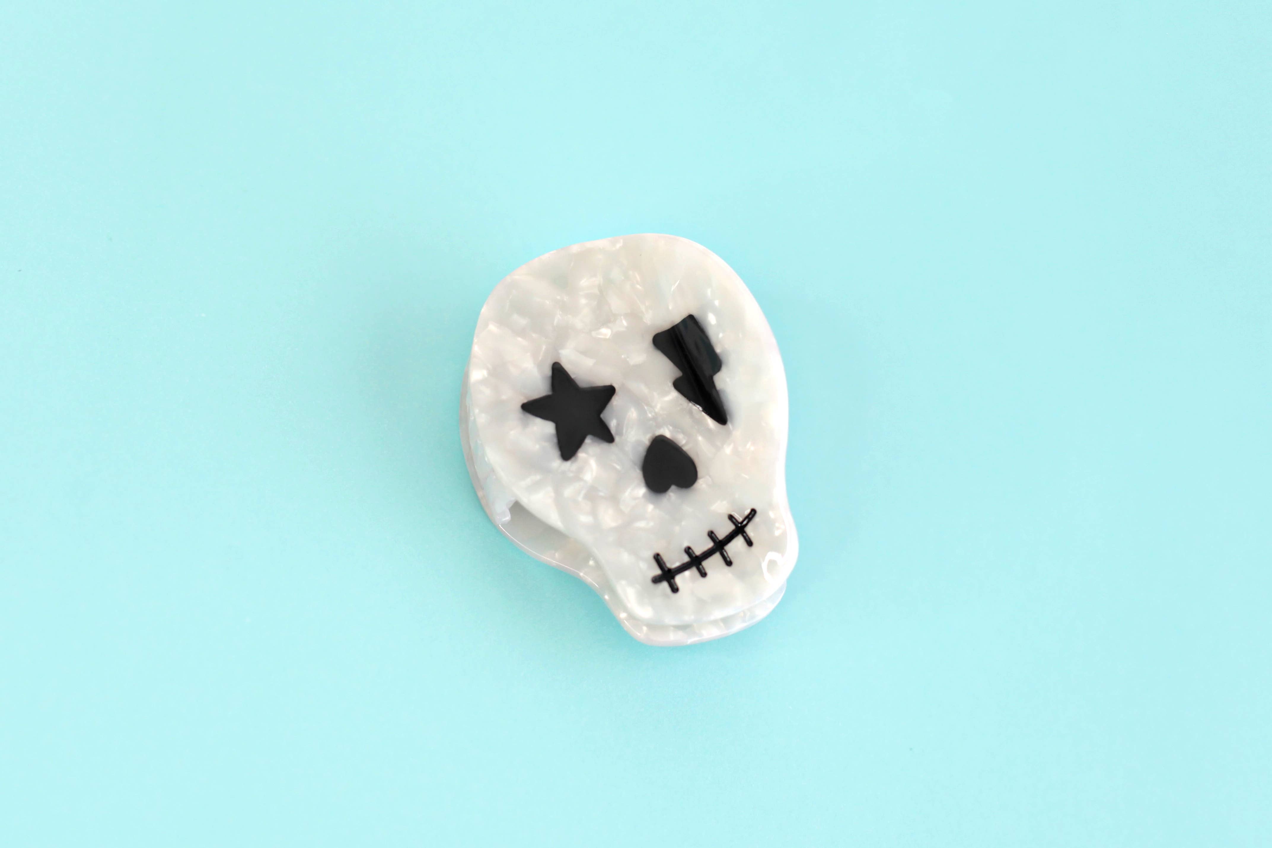 Electric Little Things - Wholesale Hair Clip - Women's - Skull Claw Hair Clip Black and White hair accessory7