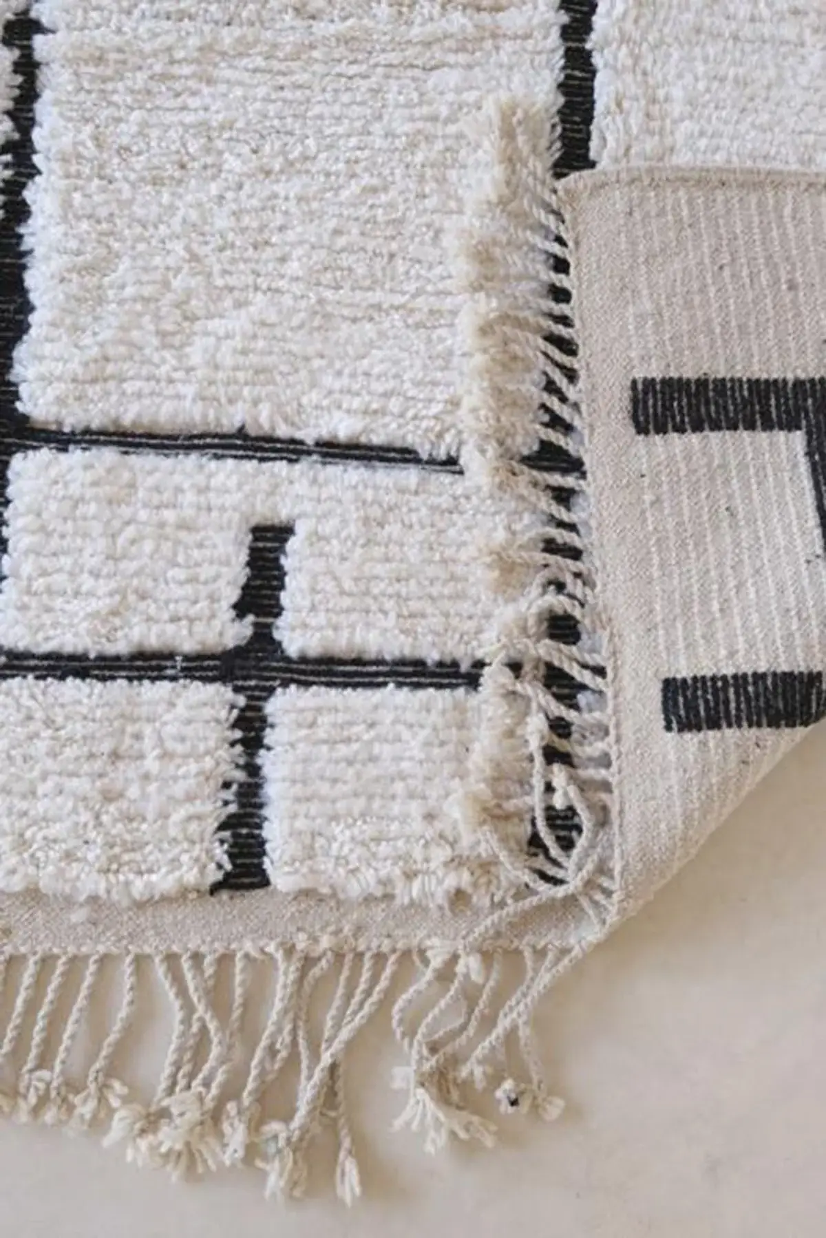 High crafty - Wholesale Area Rug - Pure Wool Moroccan Berber Rug – Authentic Tribal Design5