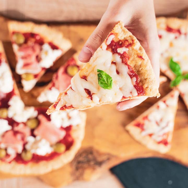 KeFood – Großhandel Brotbackmischungen – KETOGENE PIZZA-DIÄT OHNE GLUTEN UND LAKTOSE